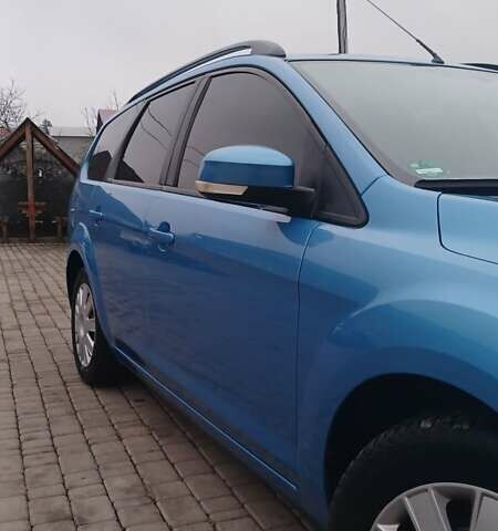 Синий Форд Фокус, объемом двигателя 1.6 л и пробегом 197 тыс. км за 5680 $, фото 6 на Automoto.ua