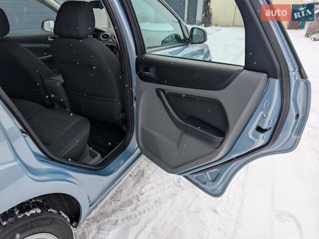Синій Форд Фокус, об'ємом двигуна 0 л та пробігом 260 тис. км за 5650 $, фото 46 на Automoto.ua