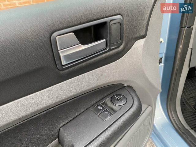 Синий Форд Фокус, объемом двигателя 1.6 л и пробегом 208 тыс. км за 5200 $, фото 26 на Automoto.ua