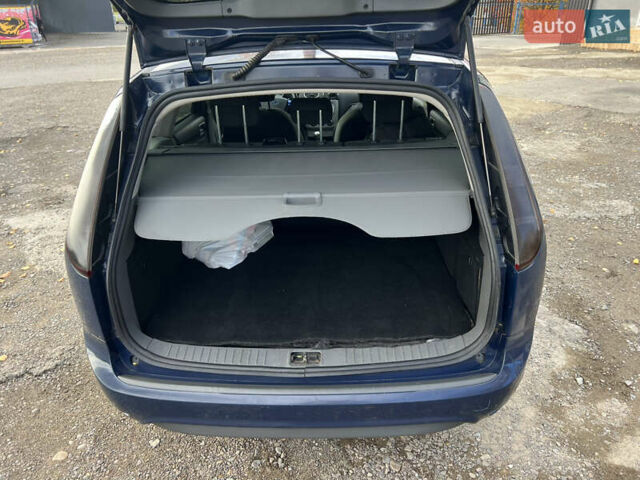 Синий Форд Фокус, объемом двигателя 1.56 л и пробегом 270 тыс. км за 4300 $, фото 16 на Automoto.ua