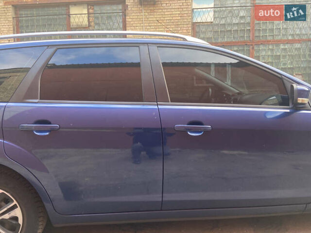 Форд Фокус 2008 в Киеве на Automoto.ua Синий Форд Фокус, объемом двигателя 1.6 л и пробегом 229 тыс. км за 5300 $, фото 13 на Automoto.ua