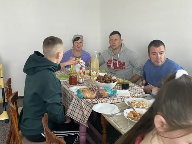 Синий Форд Фокус, объемом двигателя 1.6 л и пробегом 370 тыс. км за 4900 $, фото 2 на Automoto.ua