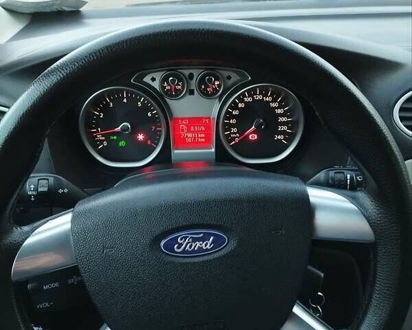 Синій Форд Фокус, об'ємом двигуна 1.6 л та пробігом 280 тис. км за 4800 $, фото 21 на Automoto.ua