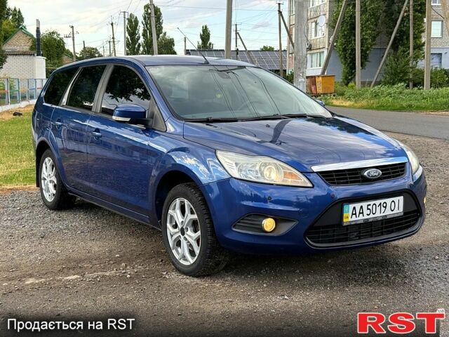 Синій Форд Фокус, об'ємом двигуна 1.6 л та пробігом 270 тис. км за 5300 $, фото 2 на Automoto.ua