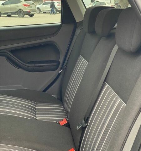 Синий Форд Фокус, объемом двигателя 1.6 л и пробегом 164 тыс. км за 5700 $, фото 34 на Automoto.ua