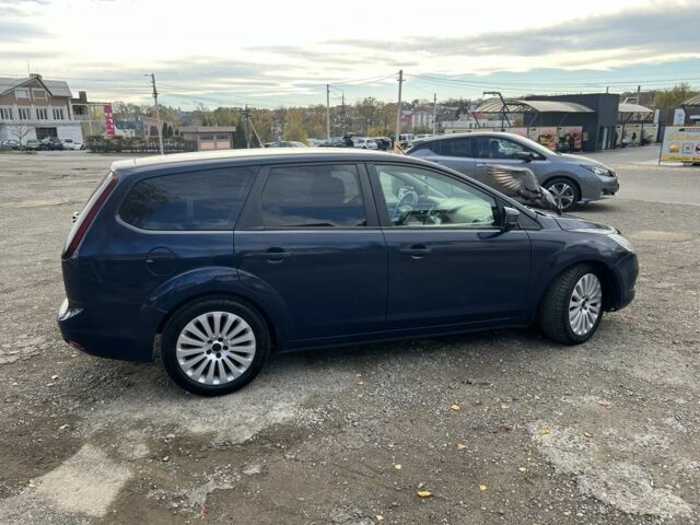 Синий Форд Фокус, объемом двигателя 1.6 л и пробегом 280 тыс. км за 4100 $, фото 8 на Automoto.ua