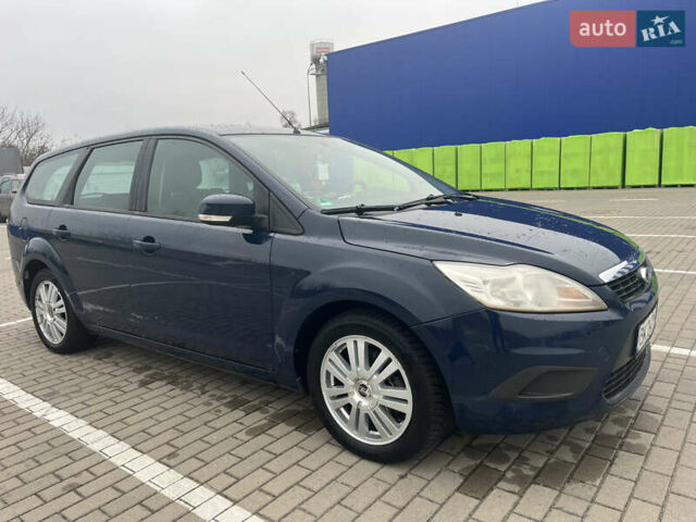 Синій Форд Фокус, об'ємом двигуна 1.6 л та пробігом 301 тис. км за 3850 $, фото 8 на Automoto.ua