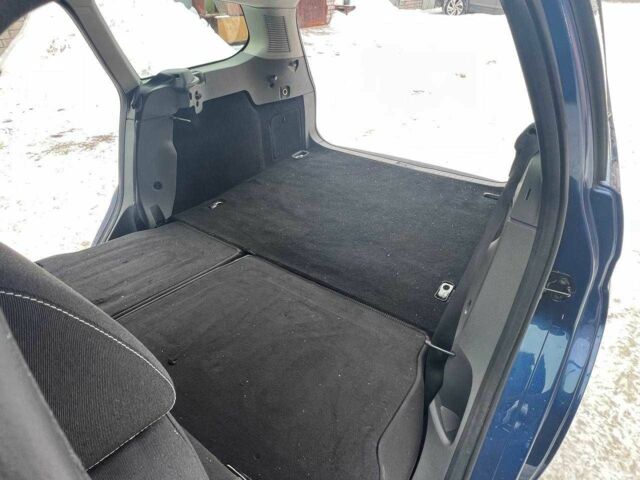 Синий Форд Фокус, объемом двигателя 1.6 л и пробегом 225 тыс. км за 5999 $, фото 12 на Automoto.ua