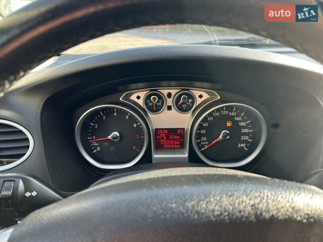 Синий Форд Фокус, объемом двигателя 1.6 л и пробегом 225 тыс. км за 5300 $, фото 27 на Automoto.ua