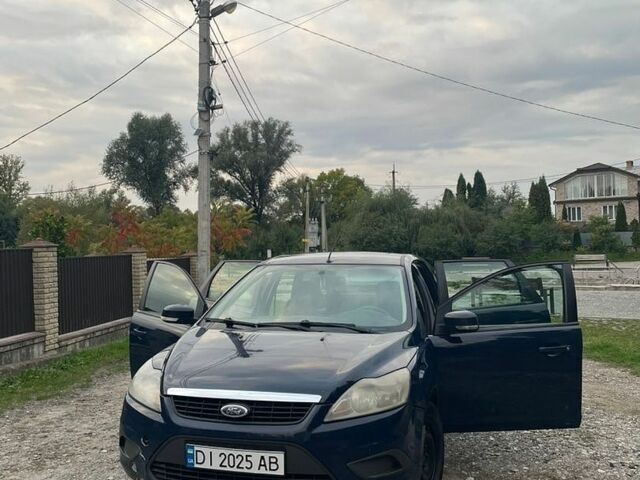 Синій Форд Фокус, об'ємом двигуна 1.6 л та пробігом 287 тис. км за 3400 $, фото 12 на Automoto.ua