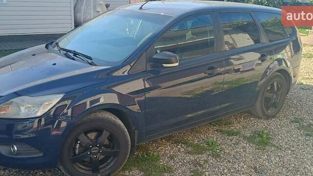Синий Форд Фокус, объемом двигателя 1.39 л и пробегом 290 тыс. км за 4999 $, фото 3 на Automoto.ua