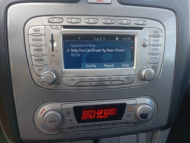 Синій Форд Фокус, об'ємом двигуна 1.6 л та пробігом 187 тис. км за 5500 $, фото 18 на Automoto.ua