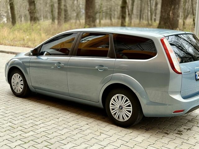 Синий Форд Фокус, объемом двигателя 1.6 л и пробегом 205 тыс. км за 4999 $, фото 4 на Automoto.ua