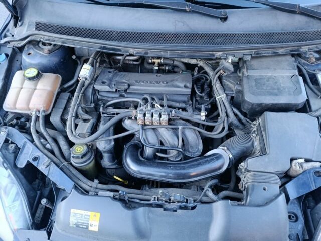 Синий Форд Фокус, объемом двигателя 1.6 л и пробегом 280 тыс. км за 4800 $, фото 10 на Automoto.ua