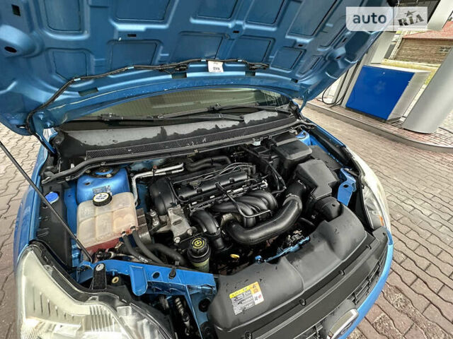 Синий Форд Фокус, объемом двигателя 1.6 л и пробегом 250 тыс. км за 5850 $, фото 24 на Automoto.ua