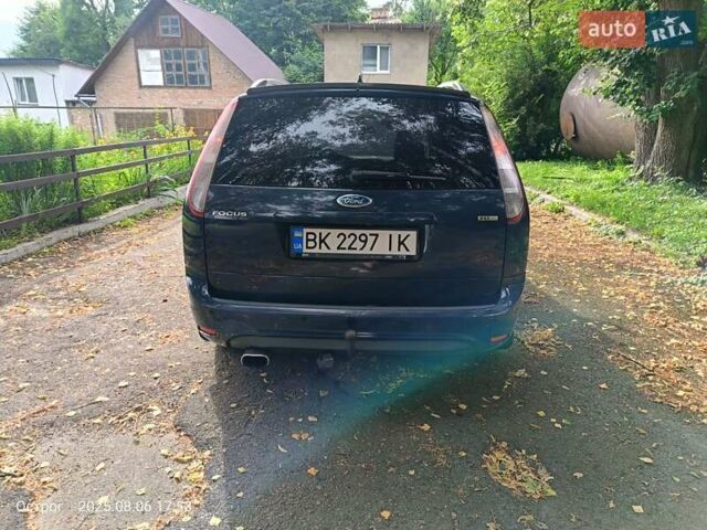 Синий Форд Фокус, объемом двигателя 1.6 л и пробегом 274 тыс. км за 4900 $, фото 8 на Automoto.ua