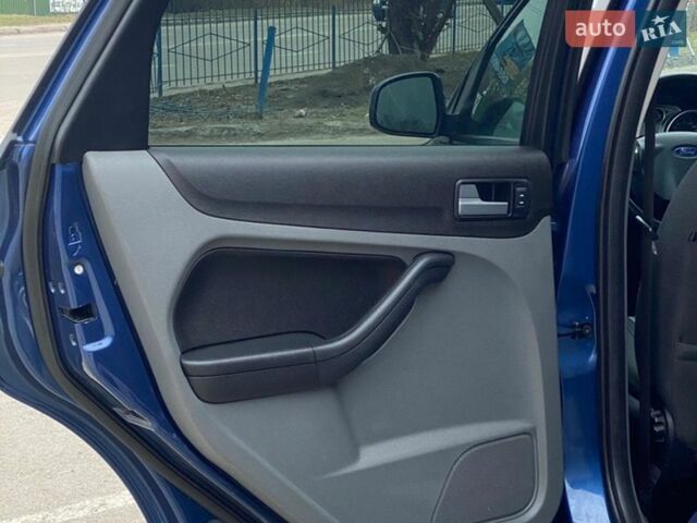 Синий Форд Фокус, объемом двигателя 1.6 л и пробегом 165 тыс. км за 5300 $, фото 30 на Automoto.ua