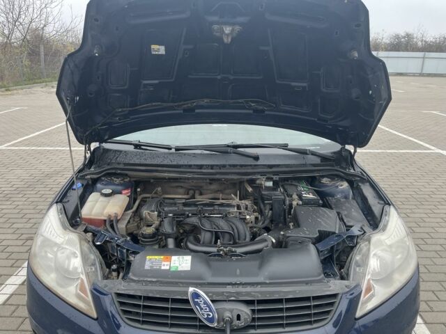 Синий Форд Фокус, объемом двигателя 1.6 л и пробегом 300 тыс. км за 3700 $, фото 10 на Automoto.ua