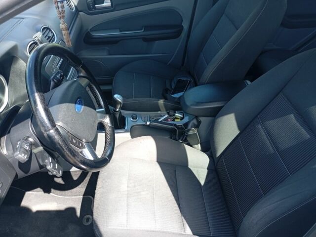 Синій Форд Фокус, об'ємом двигуна 1.6 л та пробігом 187 тис. км за 5500 $, фото 23 на Automoto.ua