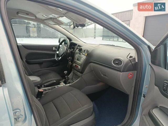 Синій Форд Фокус, об'ємом двигуна 1.6 л та пробігом 204 тис. км за 5500 $, фото 6 на Automoto.ua