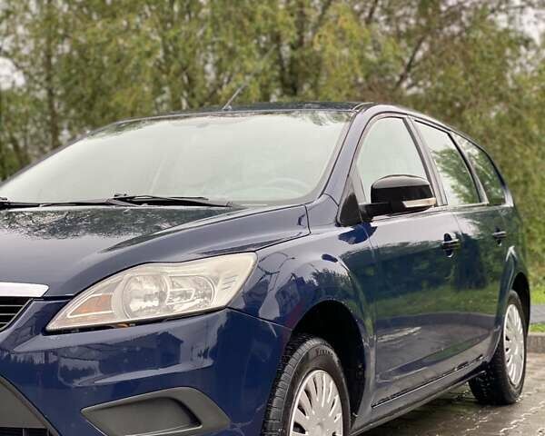 Синій Форд Фокус, об'ємом двигуна 1.6 л та пробігом 218 тис. км за 3999 $, фото 18 на Automoto.ua