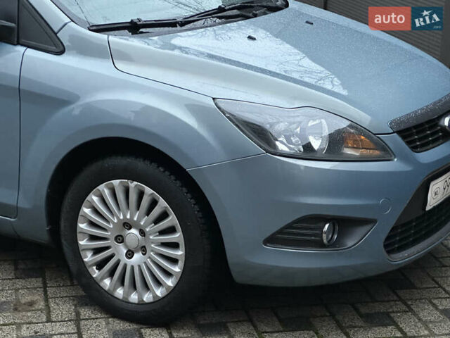 Синий Форд Фокус, объемом двигателя 1.6 л и пробегом 243 тыс. км за 5950 $, фото 9 на Automoto.ua