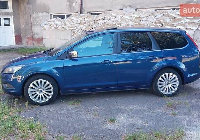 Синий Форд Фокус, объемом двигателя 1.6 л и пробегом 218 тыс. км за 6450 $, фото 8 на Automoto.ua