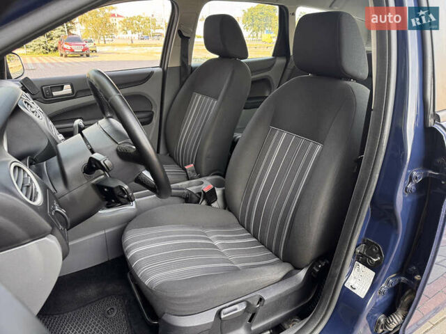 Синий Форд Фокус, объемом двигателя 1.56 л и пробегом 239 тыс. км за 5800 $, фото 7 на Automoto.ua