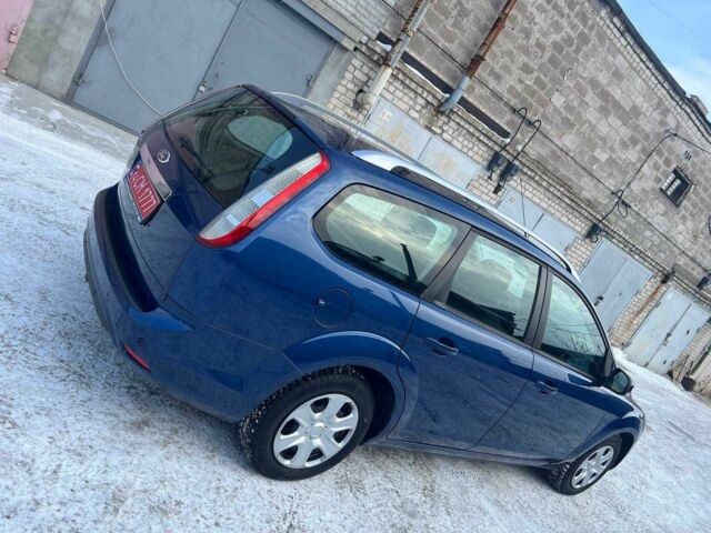 Синий Форд Фокус, объемом двигателя 1.6 л и пробегом 225 тыс. км за 5999 $, фото 2 на Automoto.ua