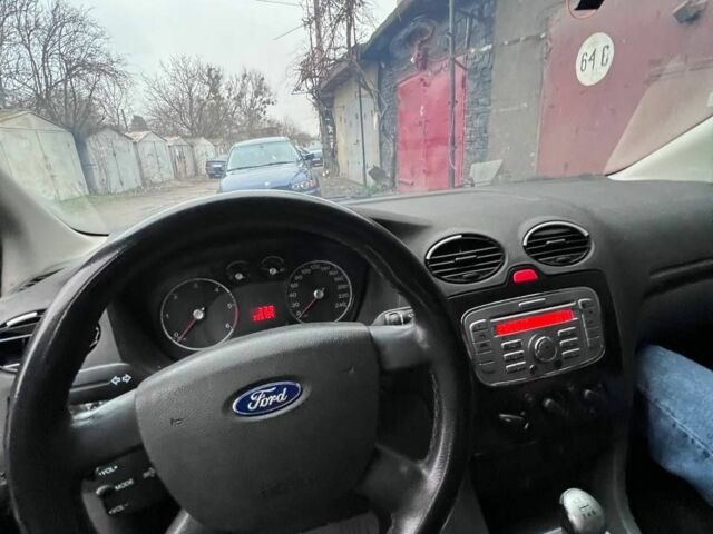 Синій Форд Фокус, об'ємом двигуна 0 л та пробігом 325 тис. км за 4500 $, фото 4 на Automoto.ua