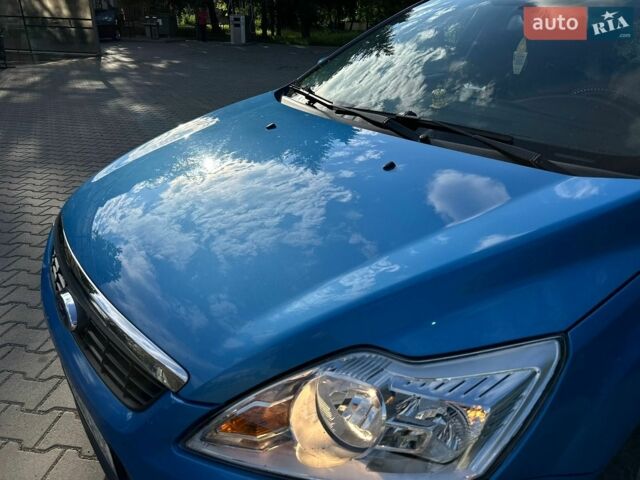Синій Форд Фокус, об'ємом двигуна 1.56 л та пробігом 225 тис. км за 5000 $, фото 18 на Automoto.ua