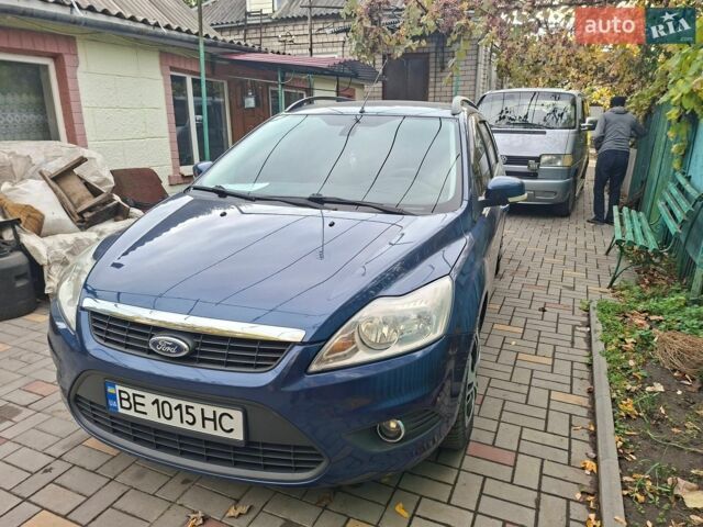 Синій Форд Фокус, об'ємом двигуна 1.75 л та пробігом 209 тис. км за 5600 $, фото 2 на Automoto.ua