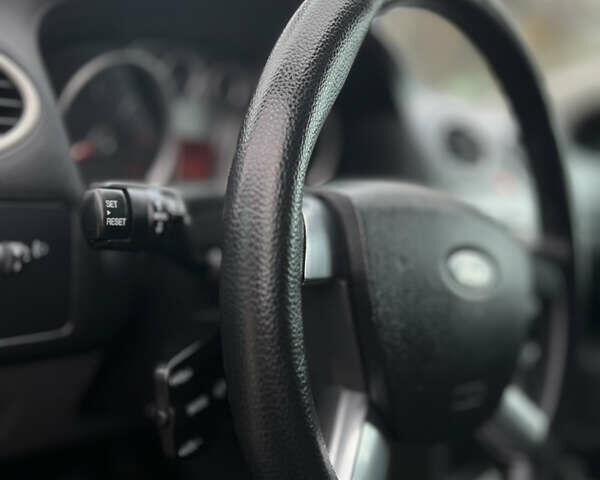 Синій Форд Фокус, об'ємом двигуна 1.6 л та пробігом 287 тис. км за 4999 $, фото 31 на Automoto.ua