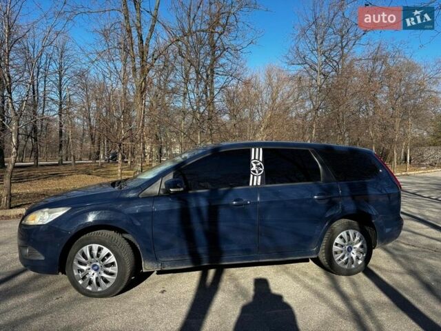 Синий Форд Фокус, объемом двигателя 1.8 л и пробегом 233 тыс. км за 4990 $, фото 3 на Automoto.ua