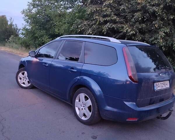 Синій Форд Фокус, об'ємом двигуна 1.6 л та пробігом 230 тис. км за 5000 $, фото 3 на Automoto.ua