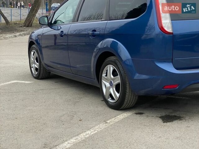 Синий Форд Фокус, объемом двигателя 1.6 л и пробегом 165 тыс. км за 5300 $, фото 11 на Automoto.ua