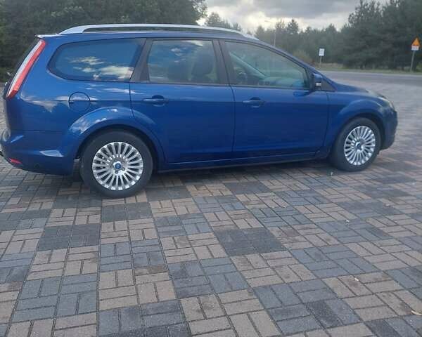 Синий Форд Фокус, объемом двигателя 1.6 л и пробегом 215 тыс. км за 6350 $, фото 9 на Automoto.ua