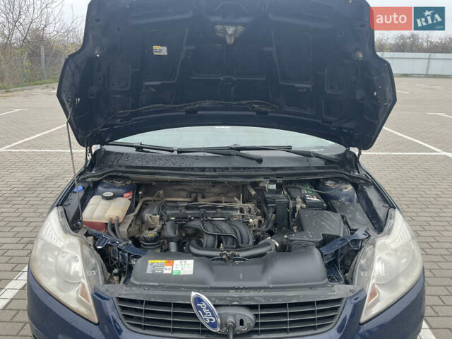 Синій Форд Фокус, об'ємом двигуна 1.6 л та пробігом 301 тис. км за 3850 $, фото 23 на Automoto.ua