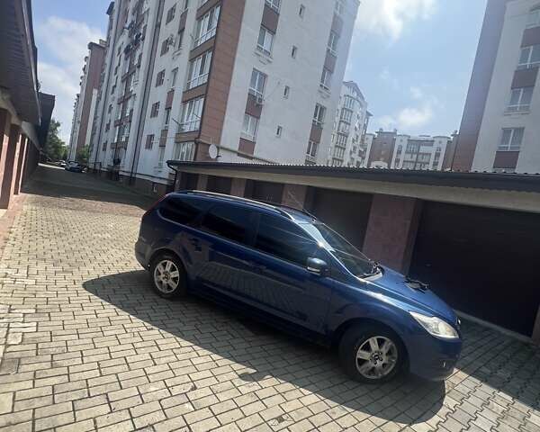Синій Форд Фокус, об'ємом двигуна 1.6 л та пробігом 218 тис. км за 4999 $, фото 13 на Automoto.ua