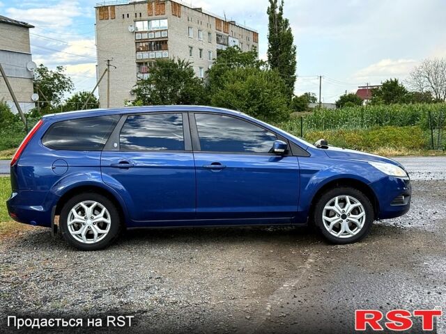 Синій Форд Фокус, об'ємом двигуна 1.6 л та пробігом 270 тис. км за 5300 $, фото 3 на Automoto.ua