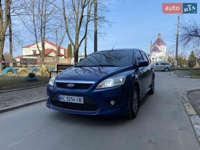 Синій Форд Фокус, об'ємом двигуна 1.56 л та пробігом 328 тис. км за 6200 $, фото 1 на Automoto.ua