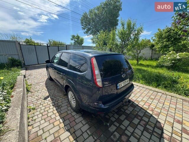 Синий Форд Фокус, объемом двигателя 1.6 л и пробегом 202 тыс. км за 5800 $, фото 6 на Automoto.ua