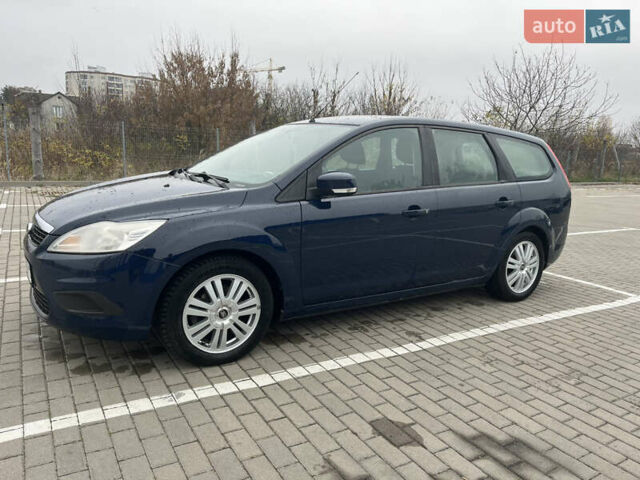 Синій Форд Фокус, об'ємом двигуна 1.6 л та пробігом 301 тис. км за 3850 $, фото 2 на Automoto.ua