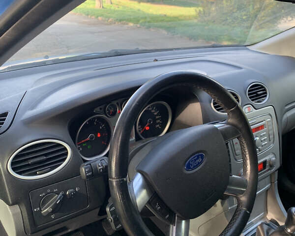 Синій Форд Фокус, об'ємом двигуна 1.6 л та пробігом 185 тис. км за 6300 $, фото 9 на Automoto.ua