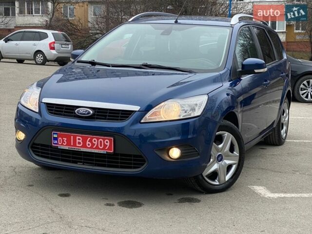 Синий Форд Фокус, объемом двигателя 1.6 л и пробегом 165 тыс. км за 5300 $, фото 3 на Automoto.ua