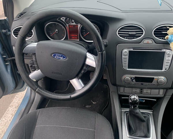 Синий Форд Фокус, объемом двигателя 1.6 л и пробегом 249 тыс. км за 6000 $, фото 8 на Automoto.ua