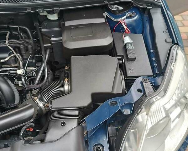 Синій Форд Фокус, об'ємом двигуна 1.6 л та пробігом 201 тис. км за 5950 $, фото 10 на Automoto.ua