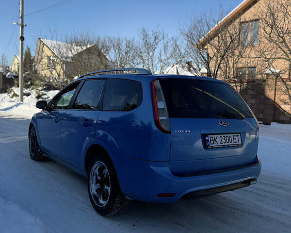 Синий Форд Фокус, объемом двигателя 1.8 л и пробегом 282 тыс. км за 4100 $, фото 8 на Automoto.ua