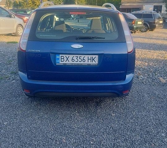 Синій Форд Фокус, об'ємом двигуна 1.8 л та пробігом 211 тис. км за 4800 $, фото 2 на Automoto.ua