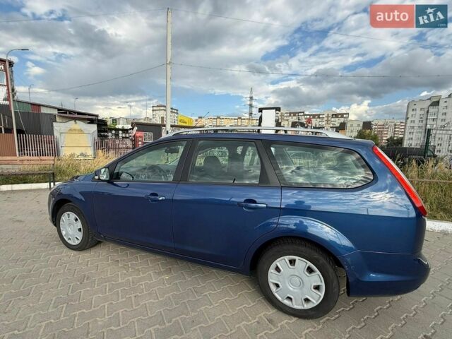 Синій Форд Фокус, об'ємом двигуна 1.8 л та пробігом 212 тис. км за 5500 $, фото 2 на Automoto.ua